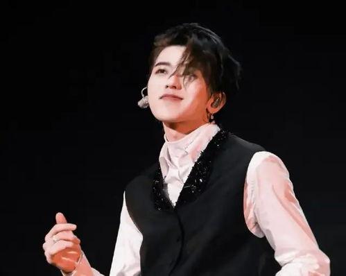 蔡徐坤娱乐吃瓜视频,揭秘明星幕后生活片段  第3张